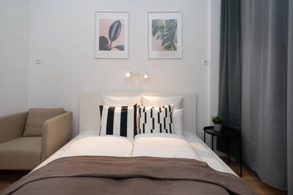 Best Located, 150 M2 5 Bedrooms Apt., Будапеща Екстериор снимка